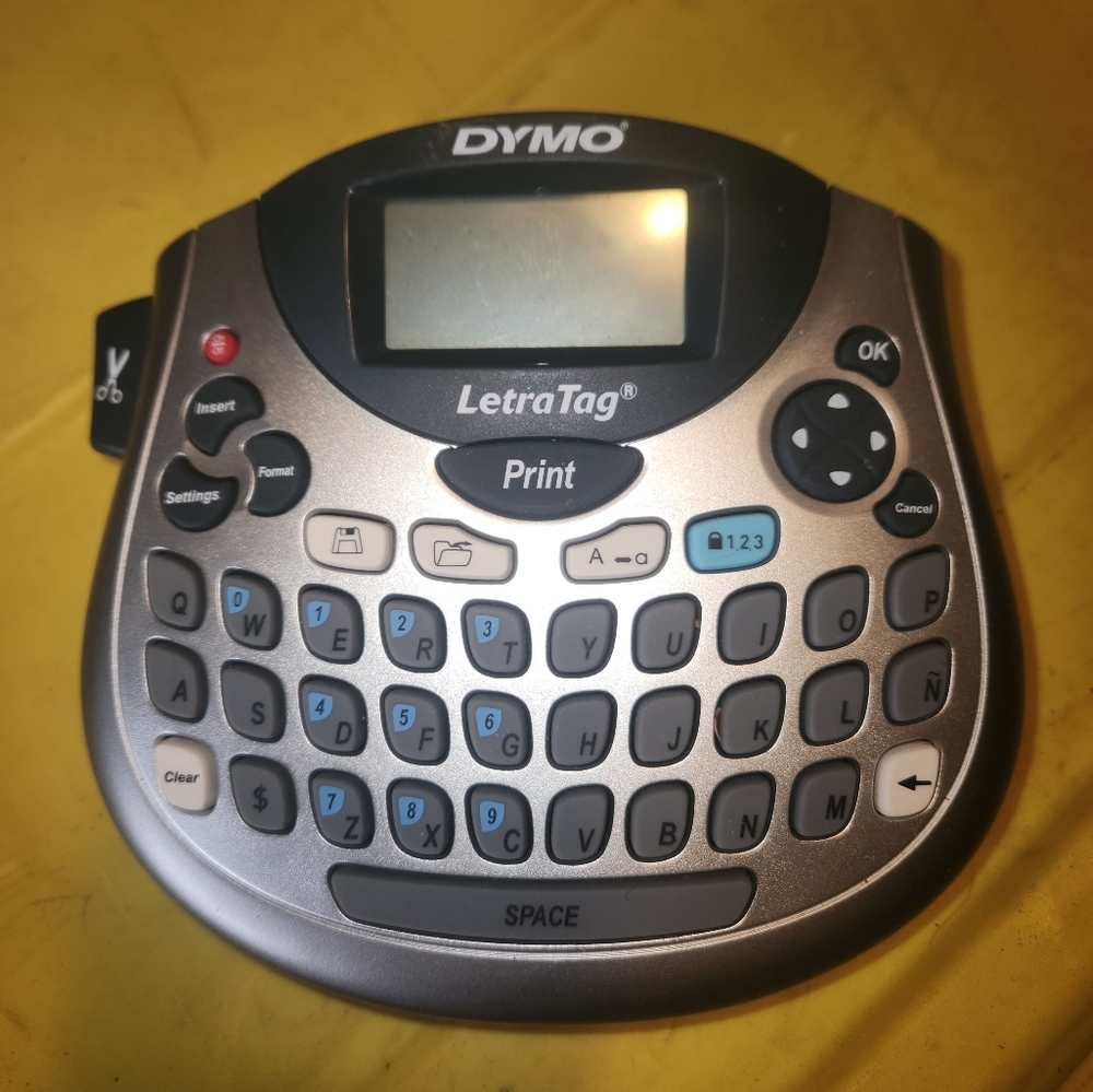Label maker